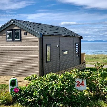 Beach Front Lodge Hopeman エクステリア 写真